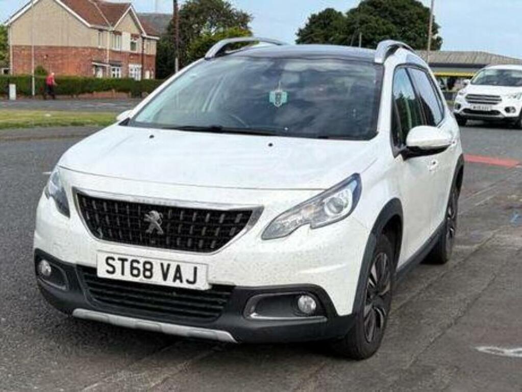 Peugeot 2008 1.2 Puretech Allure Premium Suv White
