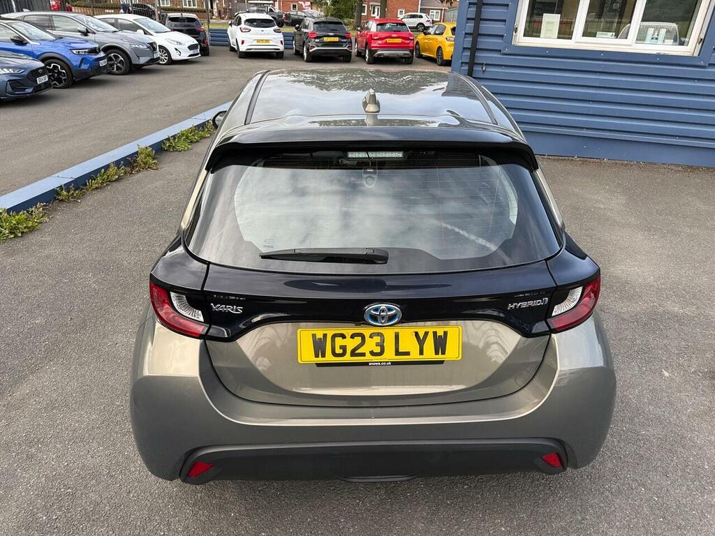 Toyota Yaris 1.5 Vvt-h Icon E-cvt Euro 6 Ss Brown #5