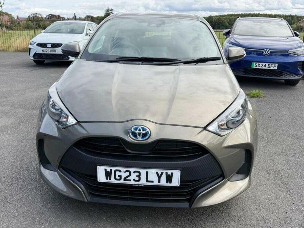 Toyota Yaris 1.5 Vvt-h Icon E-cvt Euro 6 Ss Brown #2