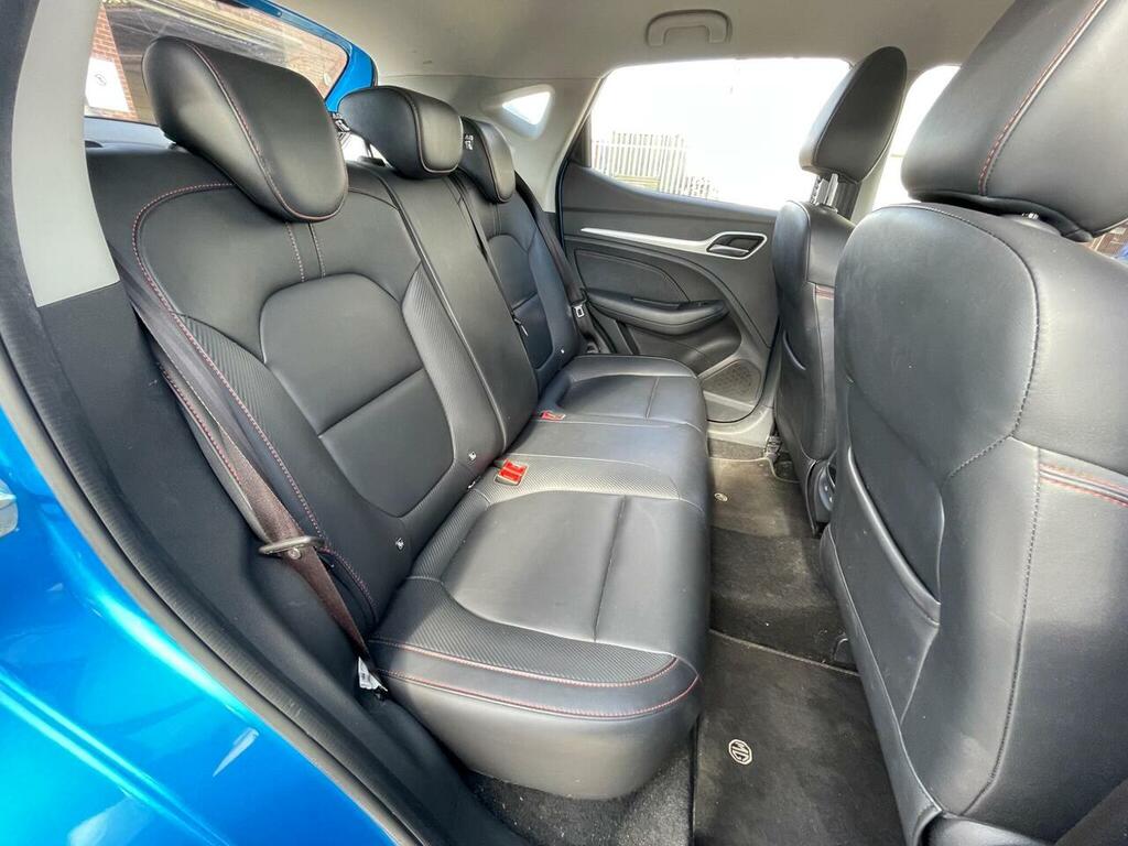 MG ZS 44.5Kwh Exclusive Suv 143 Ps Blue #31