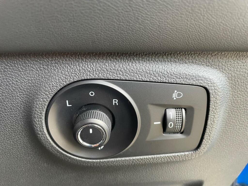 MG ZS 44.5Kwh Exclusive Suv 143 Ps Blue #41