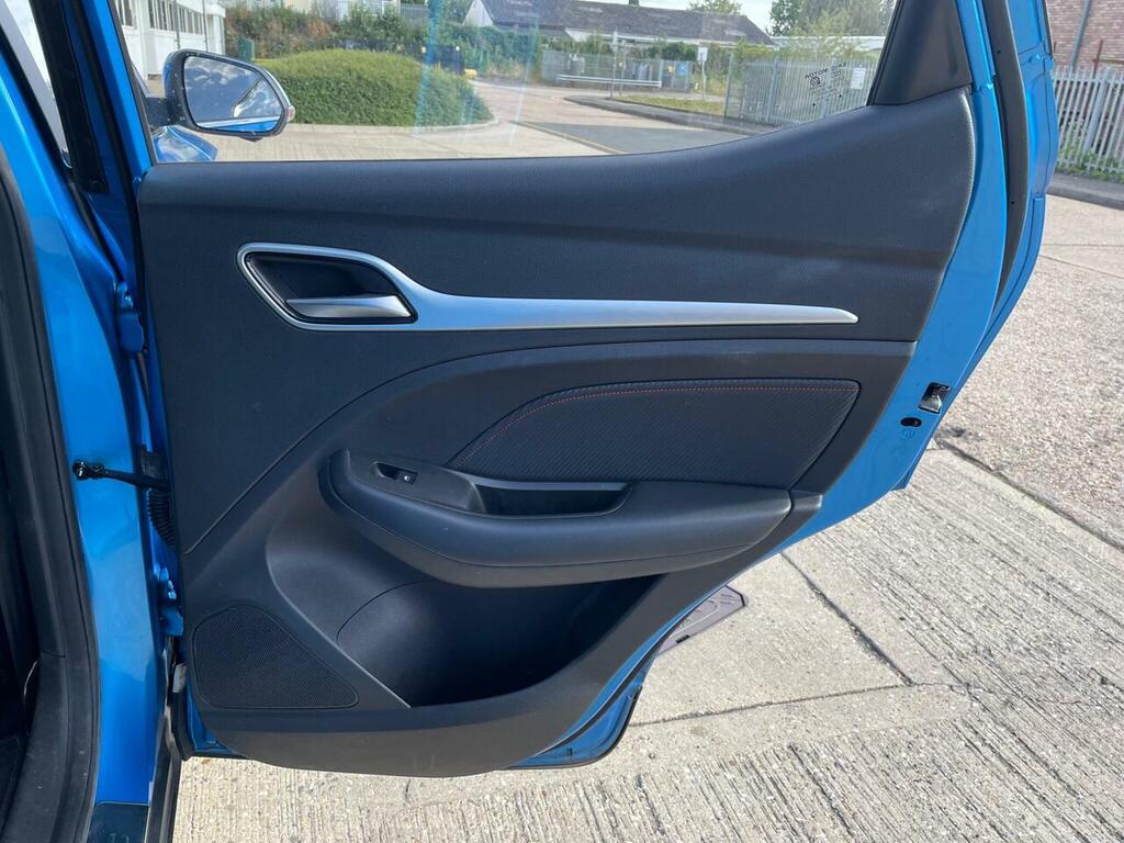 MG ZS 44.5Kwh Exclusive Suv 143 Ps Blue #32