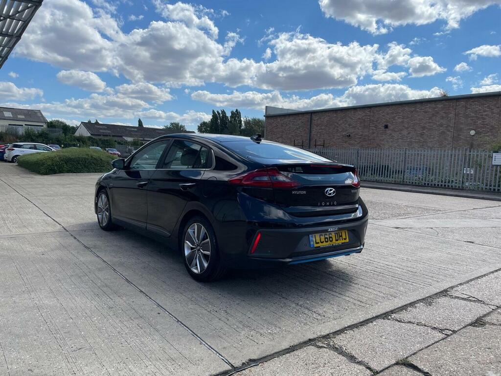 Hyundai Ioniq Hybrid #5