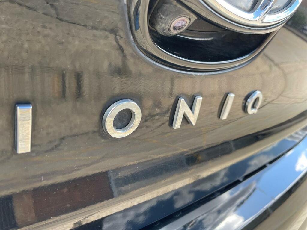 Hyundai Ioniq Premium Se Grey #10