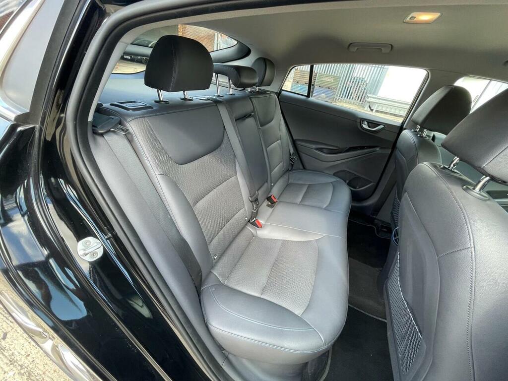 Hyundai Ioniq Premium Se Grey #17