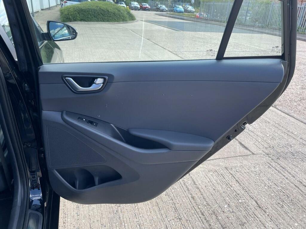 Hyundai Ioniq Premium Se Grey #18