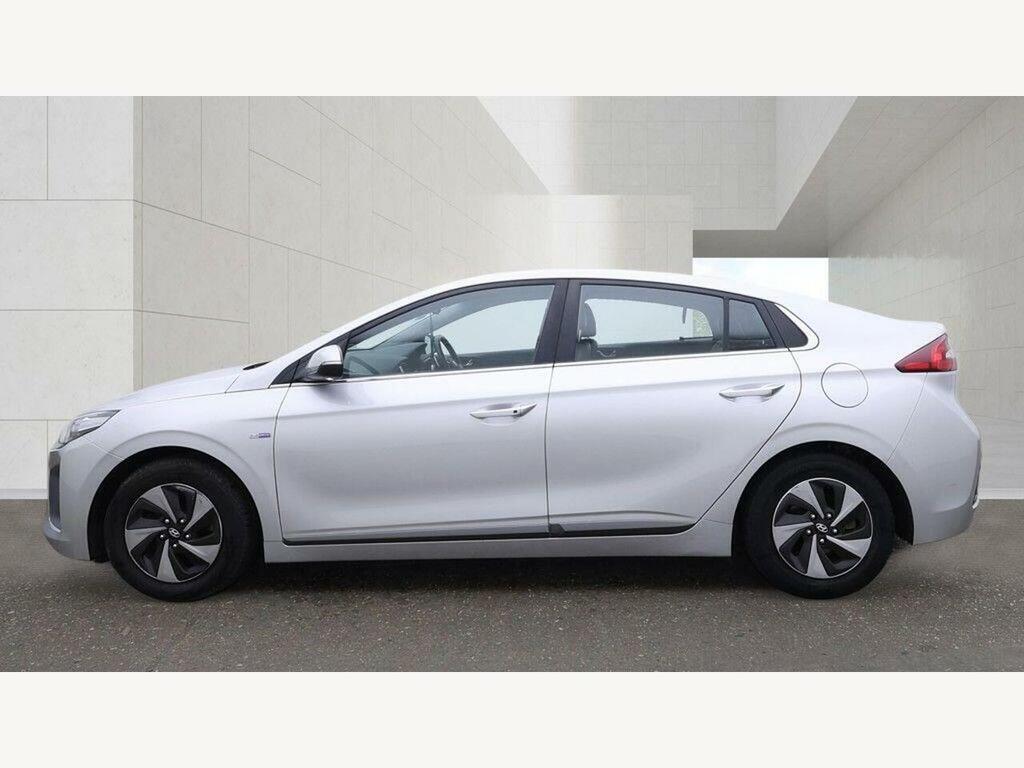 Hyundai Ioniq Hybrid #5