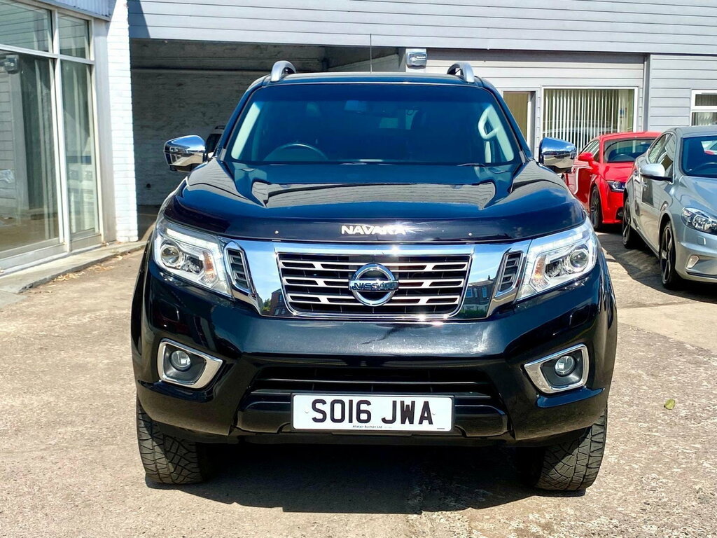 Nissan Navara 2.3 Dci Tekna 4Wd Euro 5 Black #3