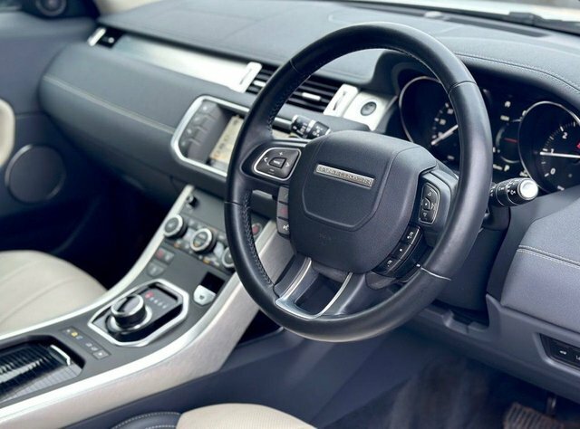 Land Rover Range Rover Evoque 2.0 Td4 Se Tech White #2