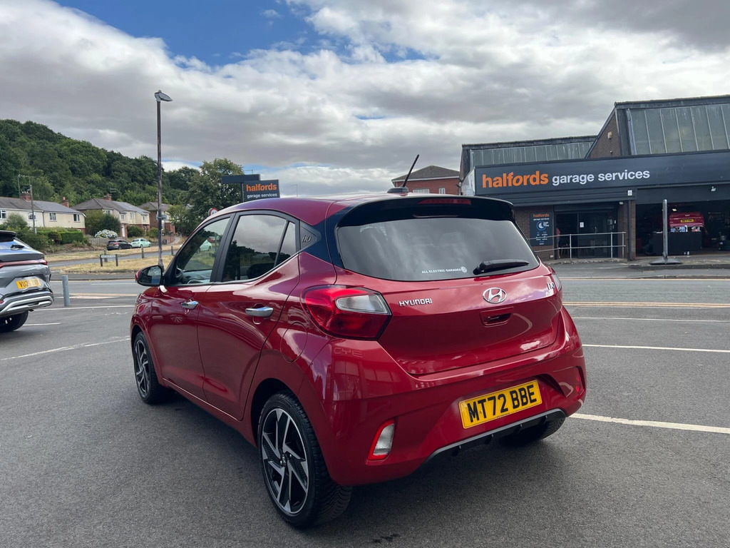 Hyundai I10 1.2 Premium Euro 6 Ss MT72BBE Red #4