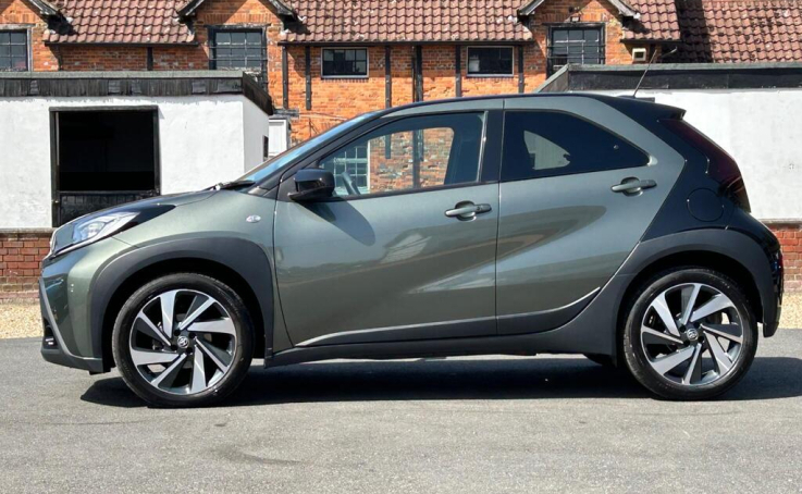 Toyota Aygo X 1.0 Vvt-i Exclusive Euro 6 Ss Green #6