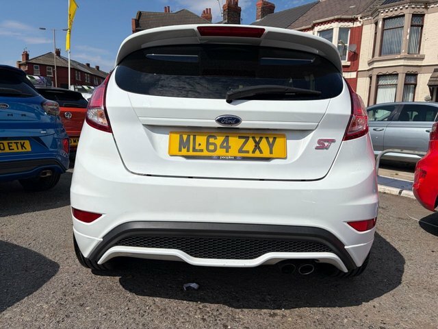 Ford Fiesta 1.6T Ecoboost St-3 Hatchback Eur White #5