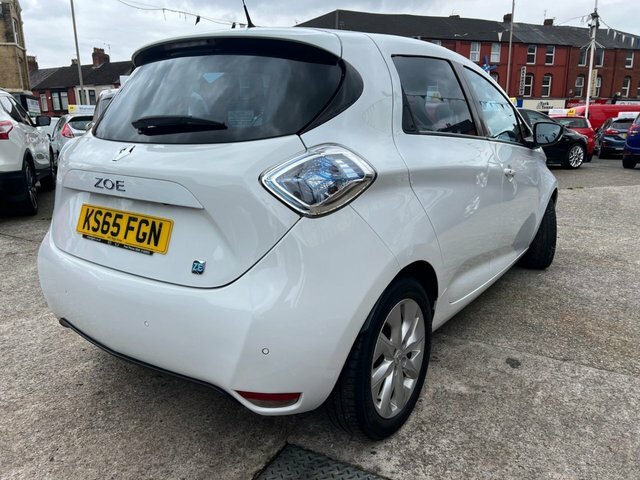Renault Zoe 22Kwh Dynamique Nav Hatchback B White #4