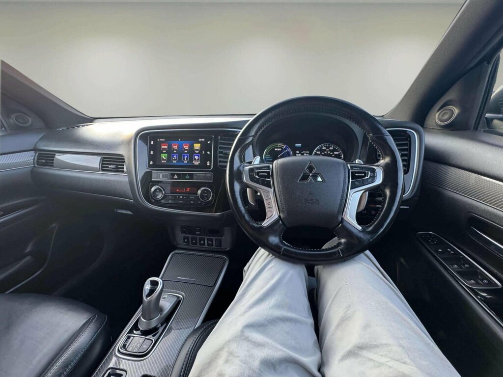 Mitsubishi Outlander 2.3 Di-d Juro 147 Bhp Black #46