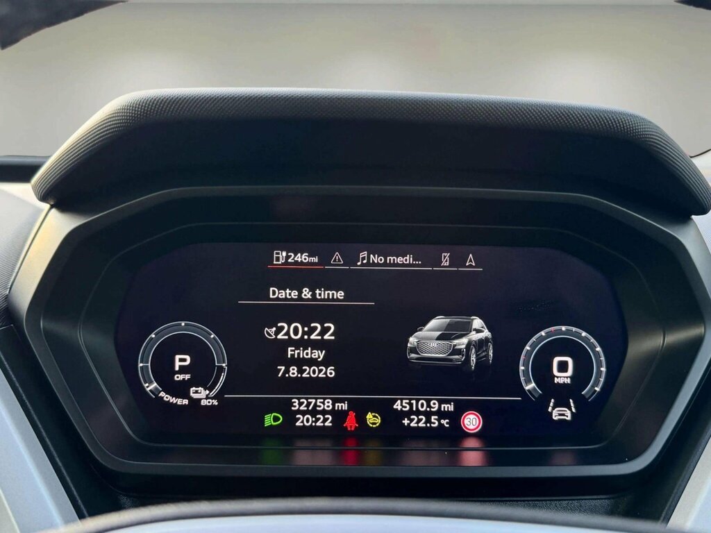 Audi Q4 E Tron 40 Sport 82Kwh Black #5