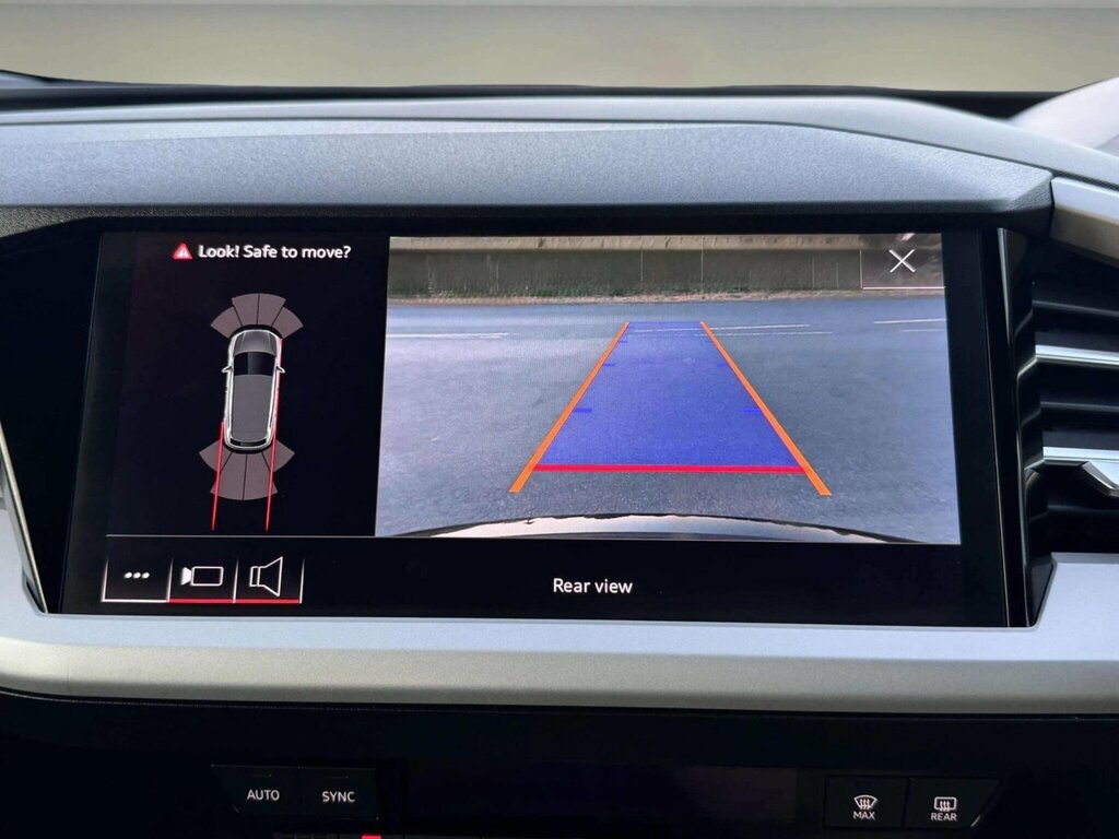 Audi Q4 E Tron 40 Sport 82Kwh Black #6