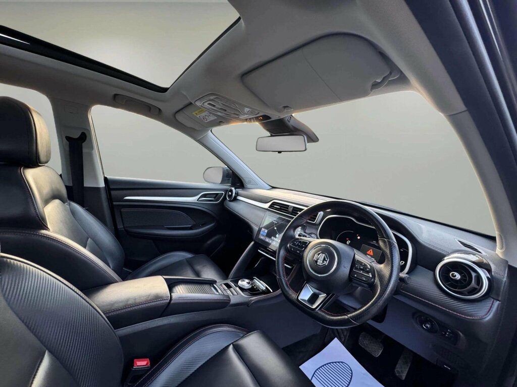MG ZS 51.1Kwh Trophy Black #2