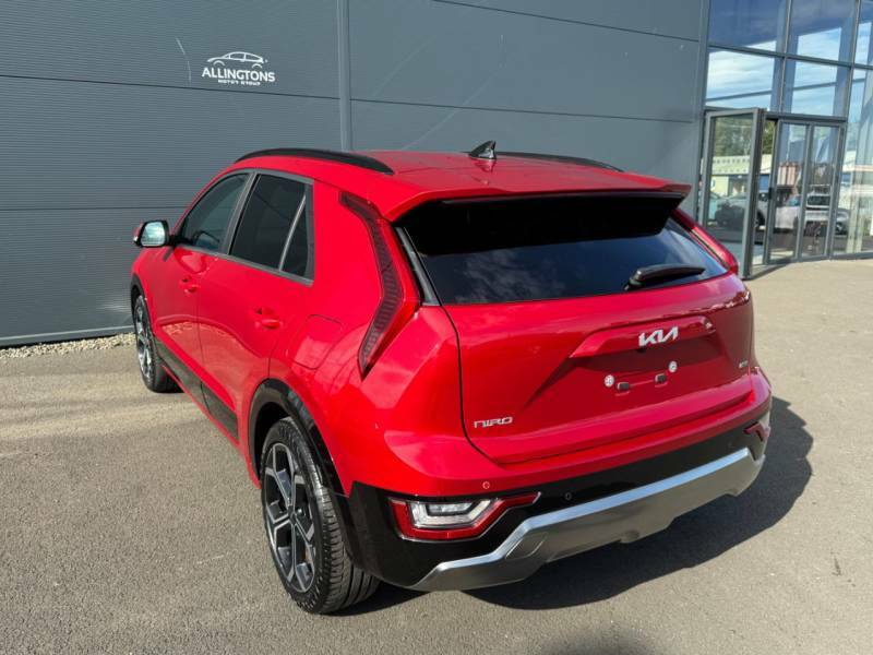 Kia Niro 1.6 Gdi 127 Hybrid 3 Dct Red #4