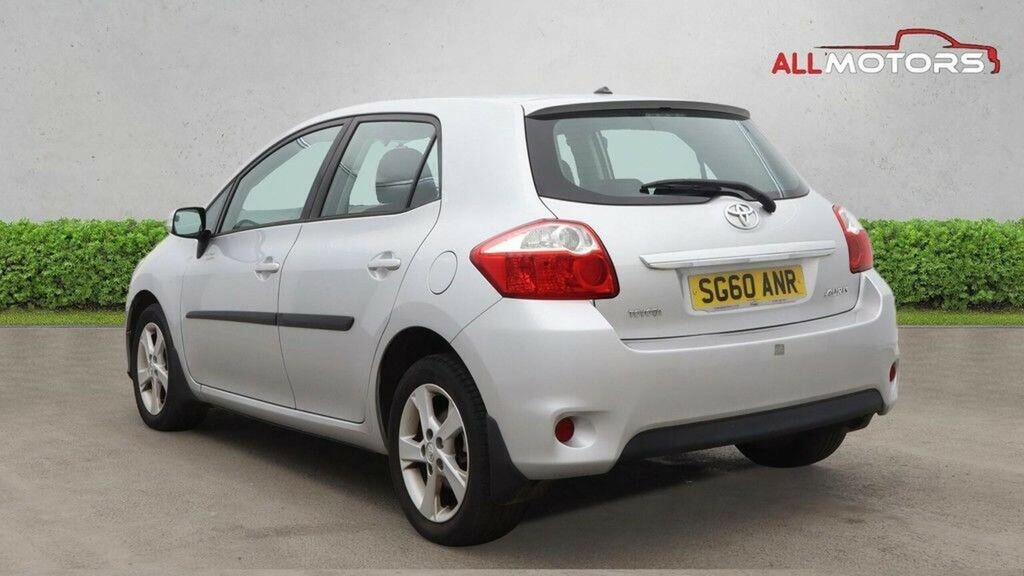 Toyota Auris 1.33 Dual Vvt-i Tr Euro 4 Ss Silver #3