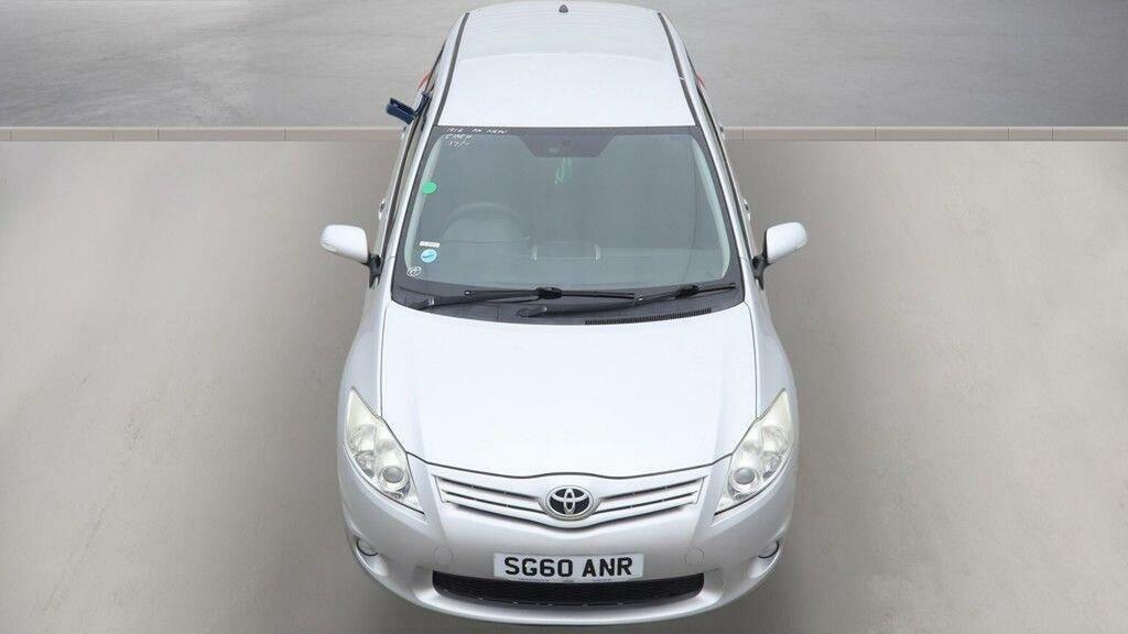 Toyota Auris 1.6 V-matic Tr Grey #7
