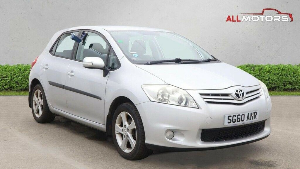 Toyota Auris 1.33 Dual Vvt-i Tr Euro 4 Ss Silver