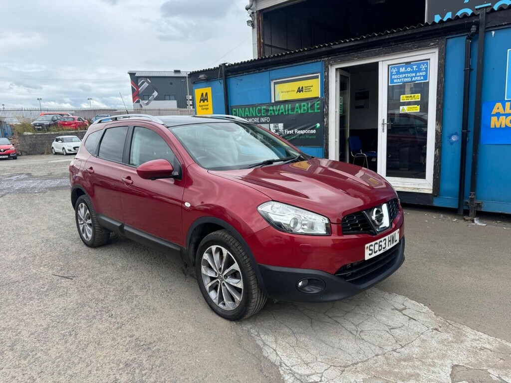 Nissan Qashqai+2 1.6 Dci Tekna 2Wd Euro 5 Avm Red