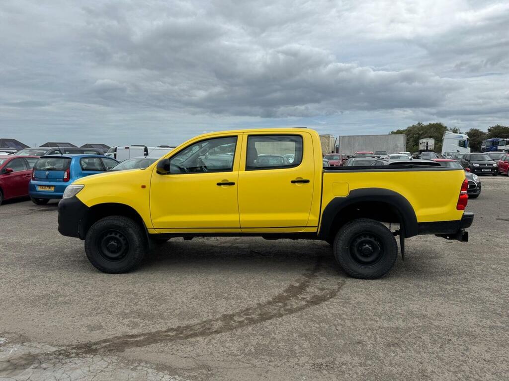 Toyota HILUX 2.5 D-4d Hl2 4Wd Euro 5 Yellow #4