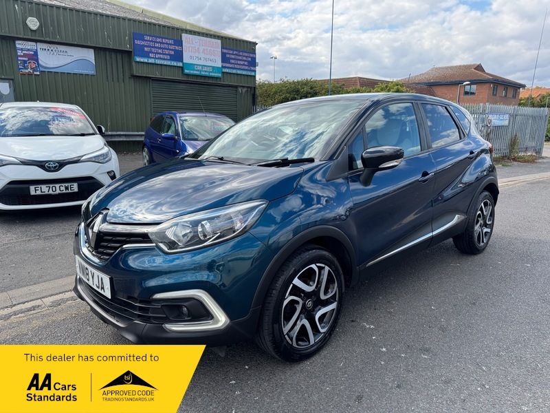 Renault Captur Iconic Tce Blue