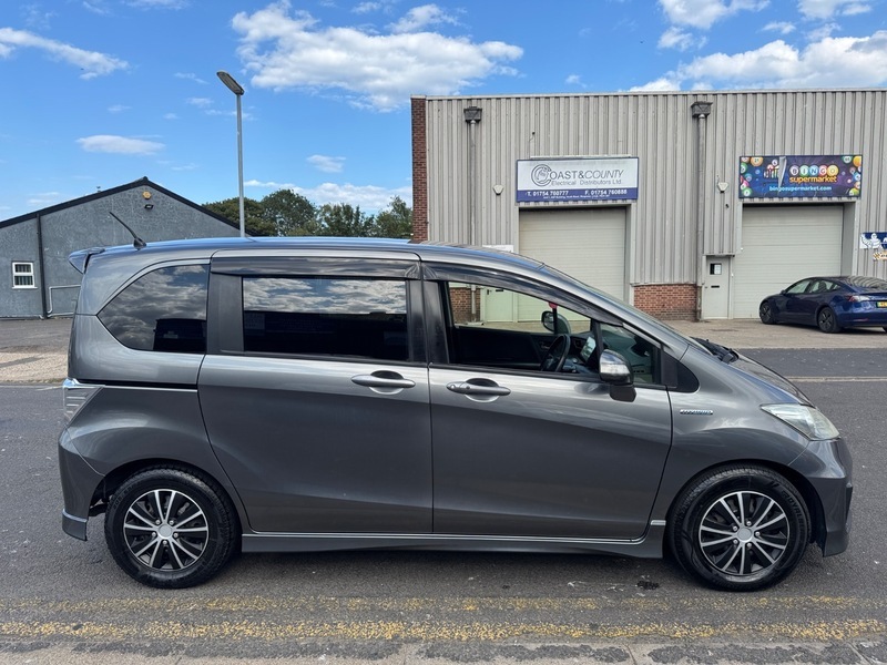 Honda Freed Mpv Grey #4