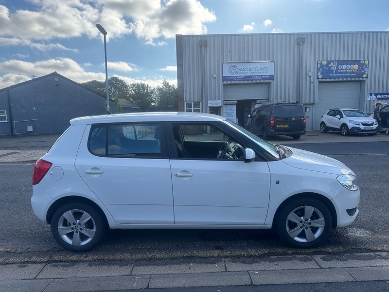 Skoda Fabia Se 12V White #4