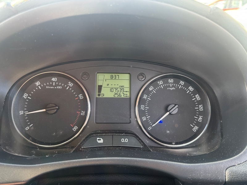 Skoda Fabia 1.2 Tdi Greenline II Euro 5 Ss White #12