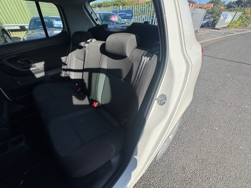 Skoda Fabia 1.2 Tdi Greenline II Euro 5 Ss White #11