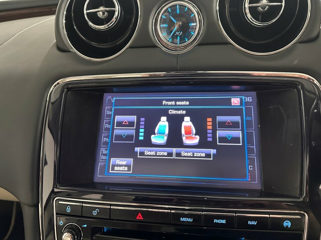 Jaguar XJ 3.0D V6 Portfolio Euro Red #23