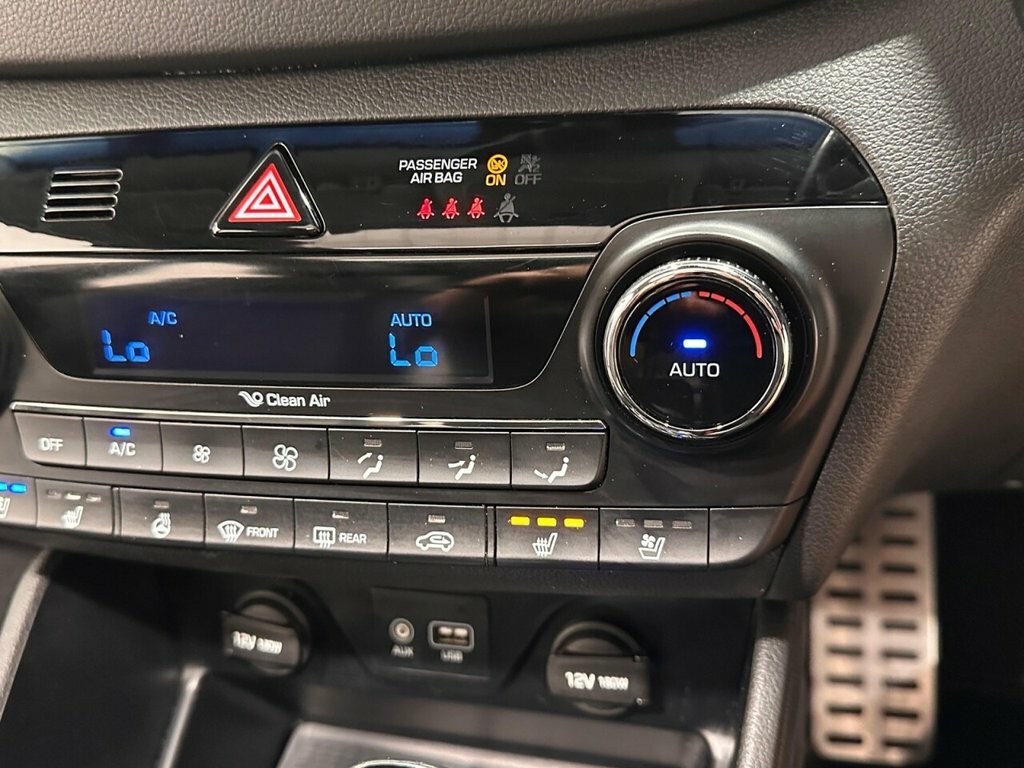 Hyundai Tucson Tucson Se Nav Blue Drive 2Wd Crdi White #25