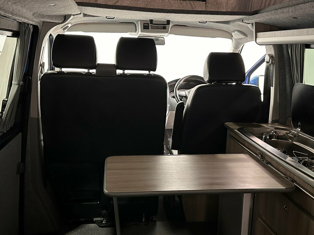 Volkswagen Transporter 2.0 Tdi Bmt 180Ps Highline Lwb 5 Seater Kombi Van White #24