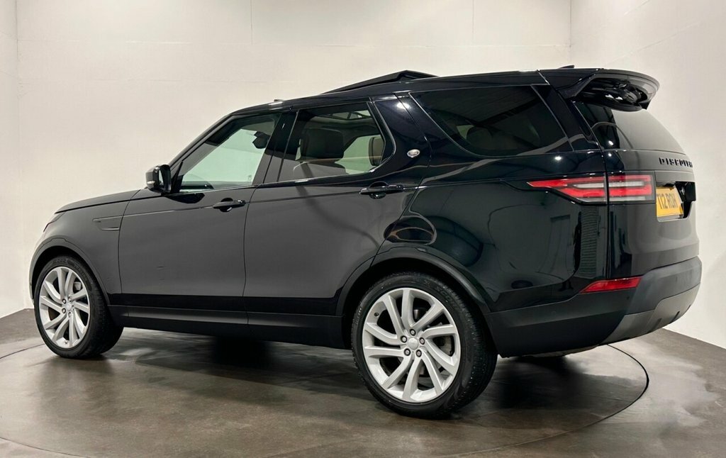 Land Rover Discovery 3L First Edition Black #3