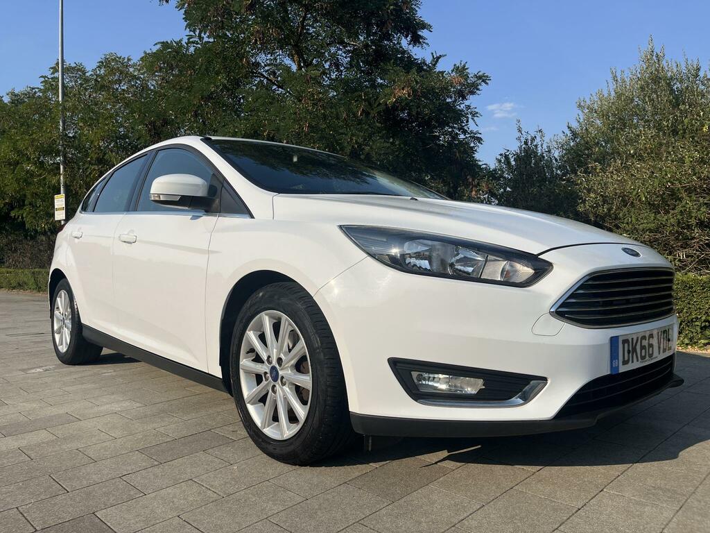 Ford Focus 1.6 Titanium Powershift Euro 6 White #4