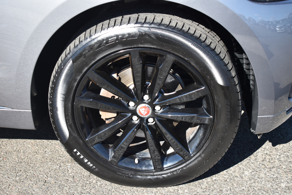 Jaguar F-Pace 2.0 P250i Chequered Flag Awd Euro 6 Ss Black #65