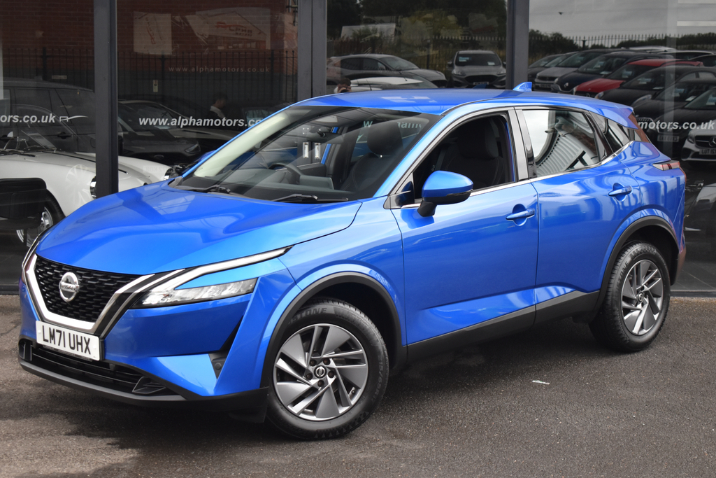 Nissan Qashqai Hatchback Blue #4