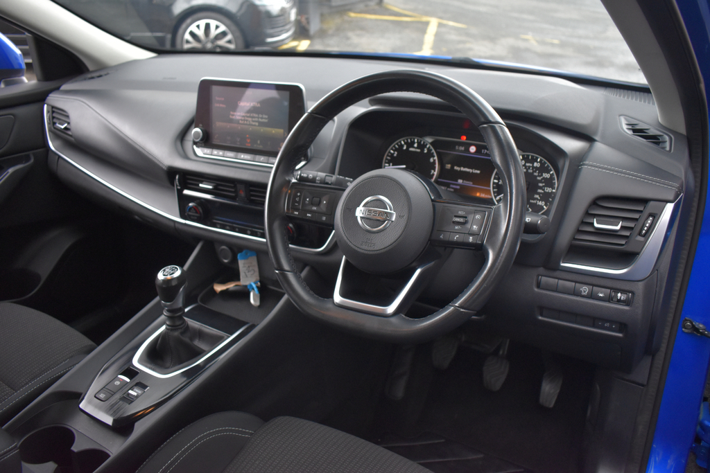 Nissan Qashqai Hatchback Blue #8