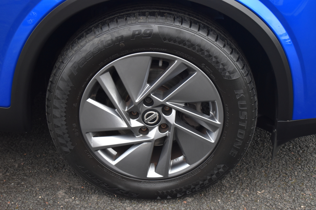 Nissan Qashqai Hatchback Blue #61