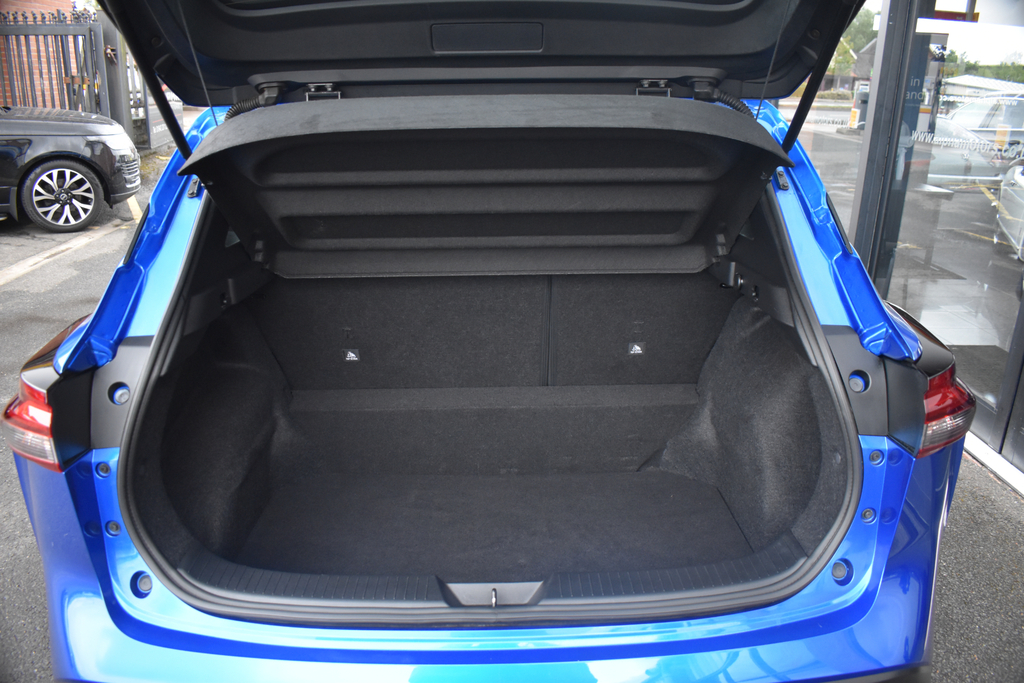Nissan Qashqai Hatchback Blue #42