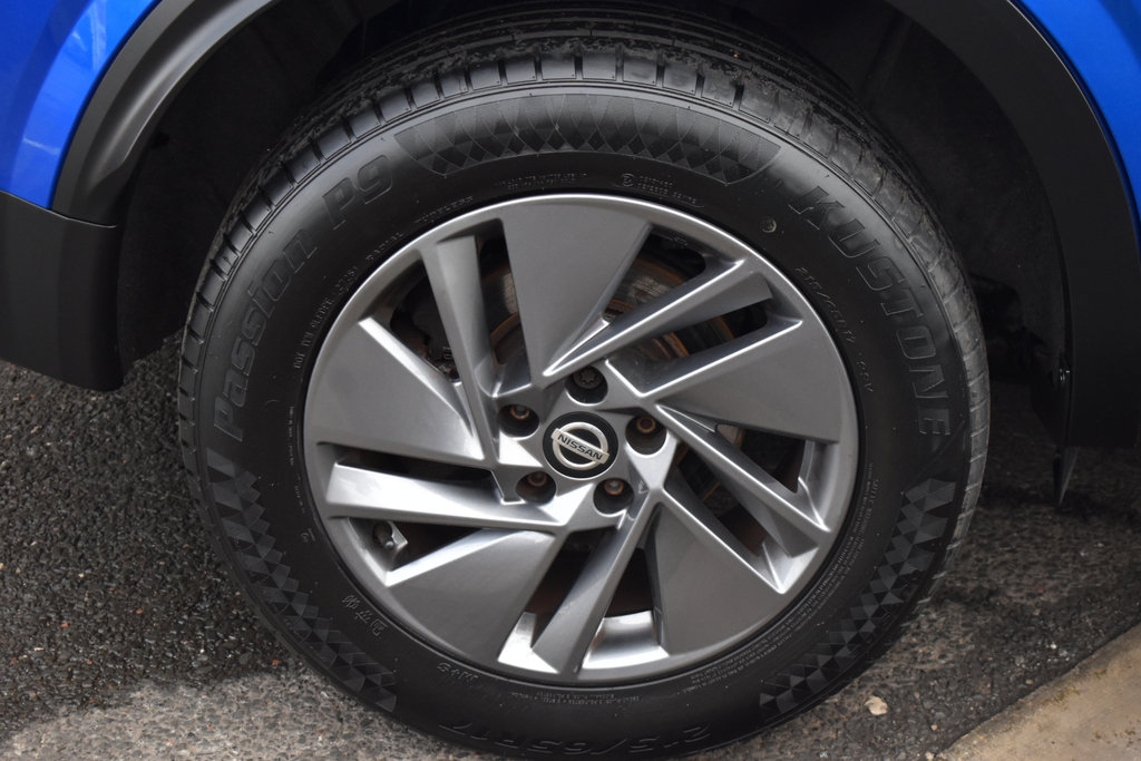 Nissan Qashqai Hatchback Blue #62