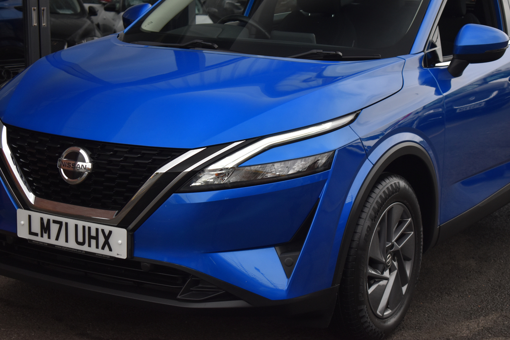 Nissan Qashqai Hatchback Blue #19