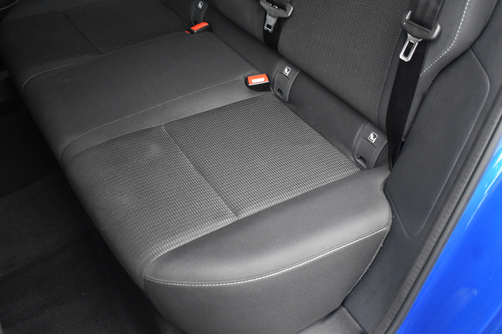 Nissan Qashqai Hatchback Blue #40