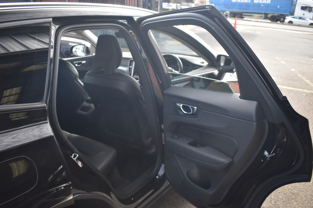 Volvo XC60 2.0 B5 Mhev Inscription Pro Suv Hybrid Silver #19