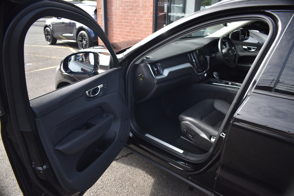 Volvo XC60 2.0 B5 Mhev Inscription Pro Suv Hybrid Silver #25