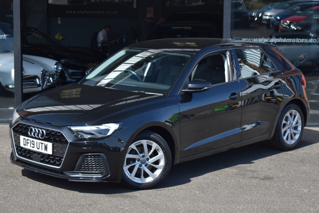 Audi A1 1.0 Tfsi 30 Sport Sportback Euro Black #4