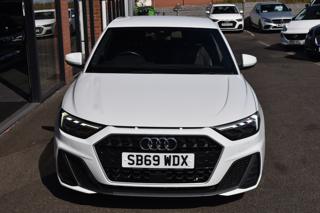 Audi A1 1.4 Tfsi Sport Sportback S Tronic 125 Silver #3