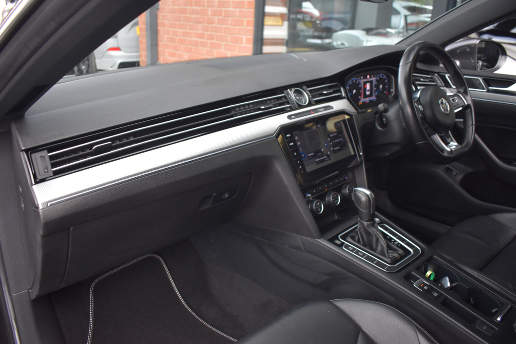 Volkswagen Arteon R-line Edition 2.0 Tsi 190Ps 7-Speed Dsg Grey #36